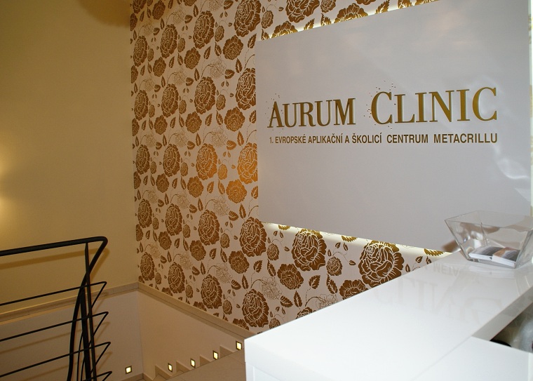 Dodejte si sebevědomí díky estetické chirurgii!